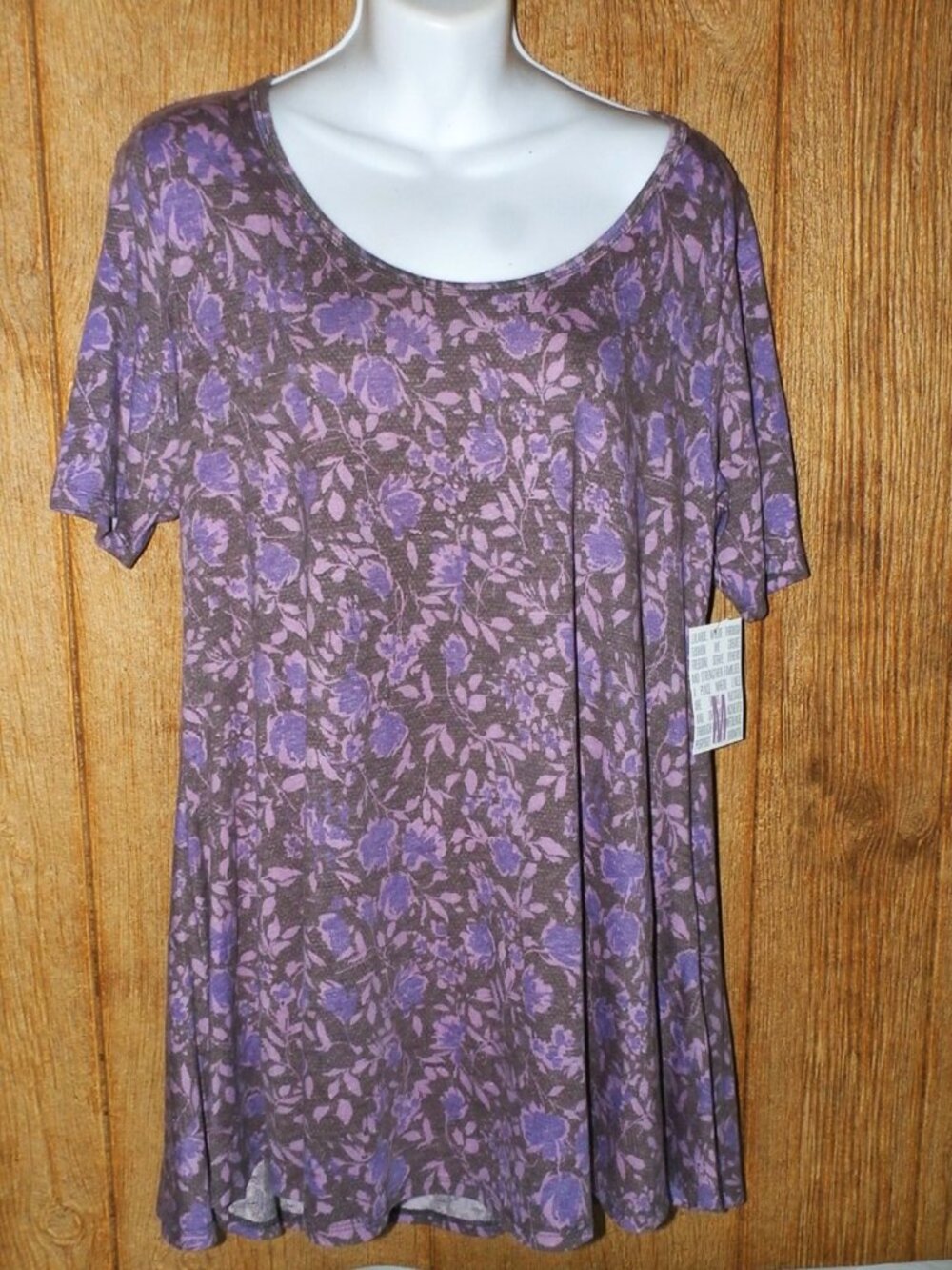 LuLaRoe Perfect T, Purple- Pink Floral Size Medium *** New w/ Tags